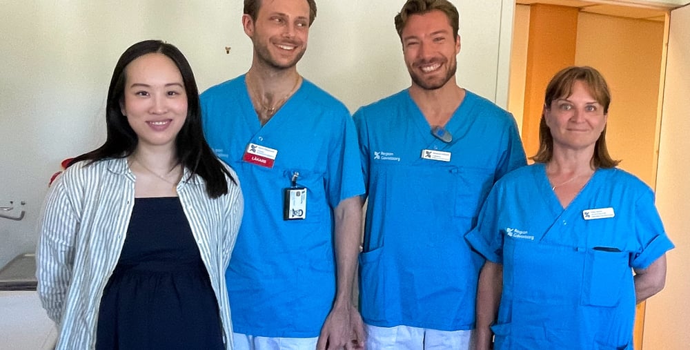 Julina Jia-Yi Eng, Kevin Håkansson och Sebastian Svensson har alla rekryterats av Miska Hibner som läkarassistenter och arbetar idag som ST-läkare på Andersberg Din hälsocentral. 