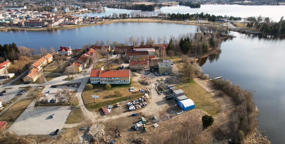 Flygbild över Bollnäs folkhögskola