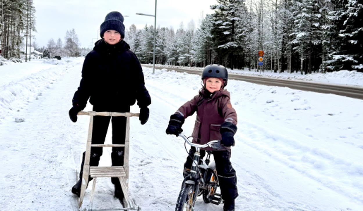 En ny gång- och cykelväg mellan Rolfhamre och Nore i Ljusdal gör det tryggare att cykla längs väg 83.